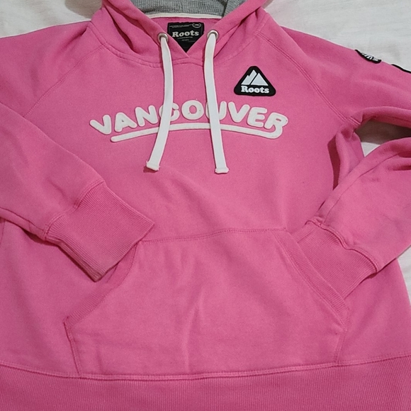 ROOTS Vancouver Pink Hoodie - Picture 3 of 5